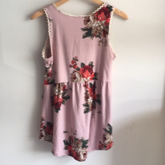 Floral Tank - Picture 2 of 3